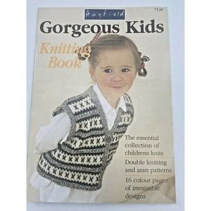 1999 Hayfield Gorgeous Kids Knitting Book 7130 Paperback 16 Vintage Designs